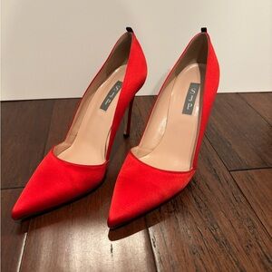 SJP by Sarah Jessica Parker Rampling Red Satin Heels Pumps, Size 38